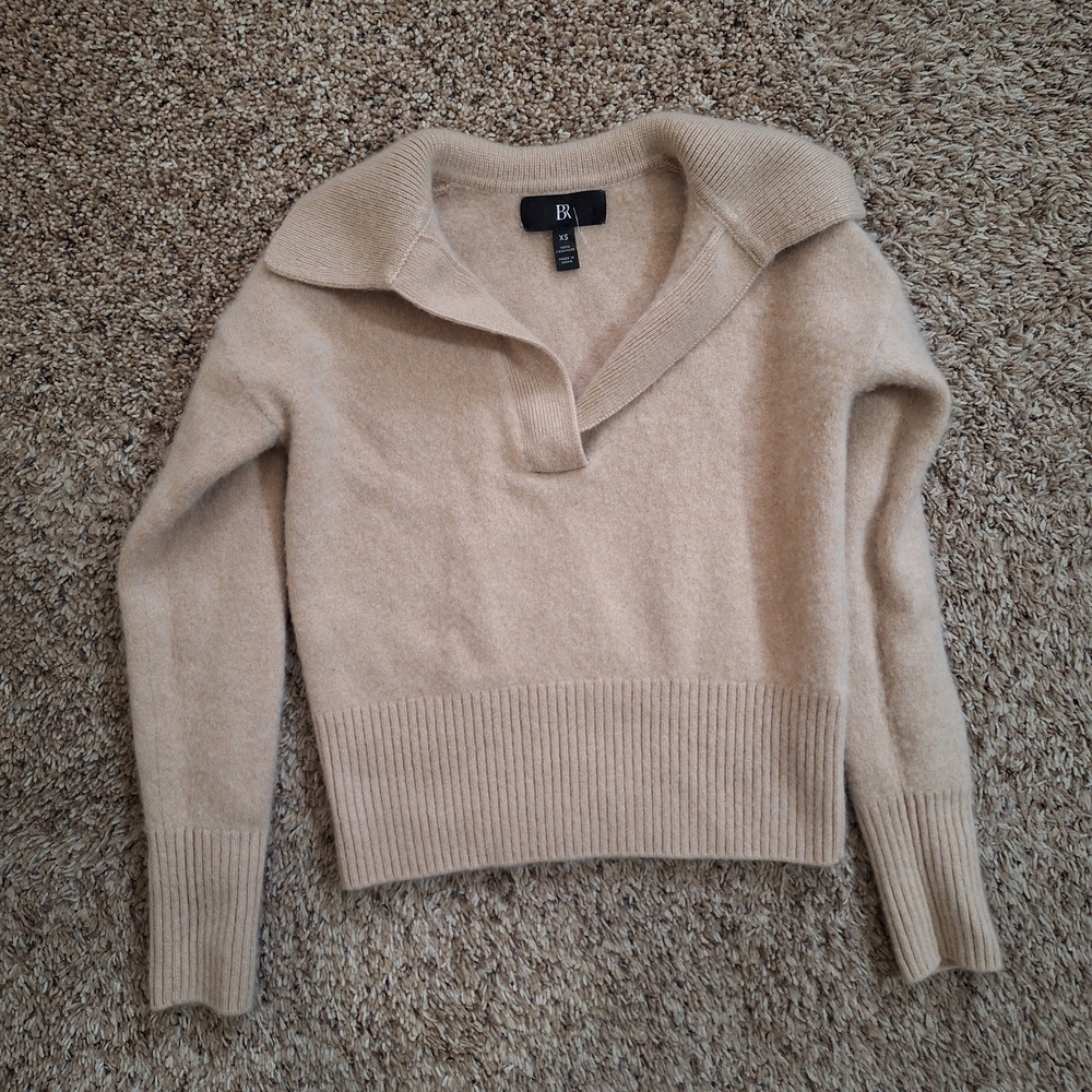 Banana Republic Beige V-Neck Luna Cashmere Sweater Polo